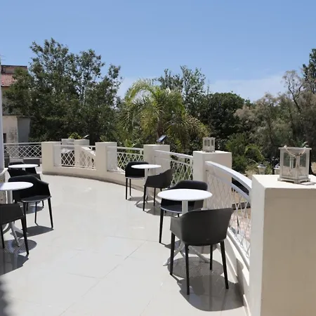 Acqua Marina Hotel&restaurant Otel 3*