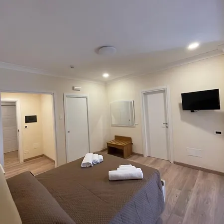 Acqua Marina Hotel&restaurant Otel 3*